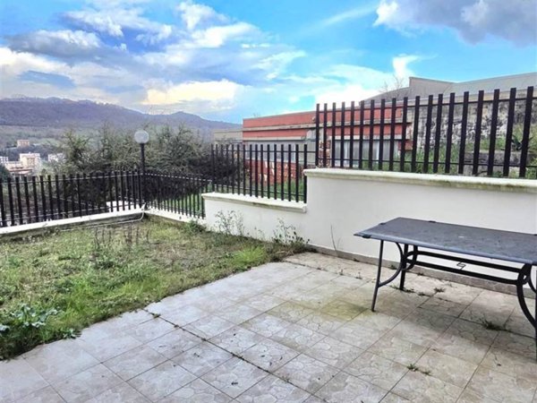 appartamento in vendita a Pratola Serra in zona Serra di Pratola