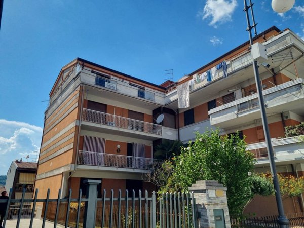 appartamento in vendita a Pratola Serra in zona Serra di Pratola