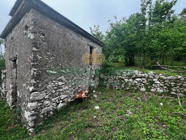 terreno agricolo in vendita a Quadrelle