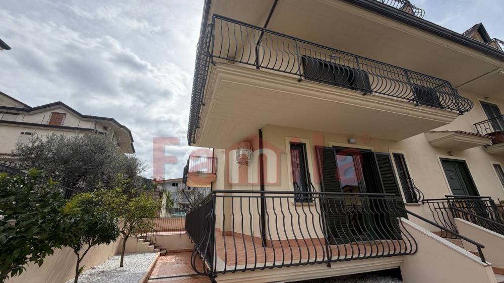 casa indipendente in vendita a Quadrelle