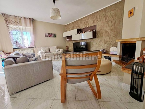 casa indipendente in vendita a Roccabascerana