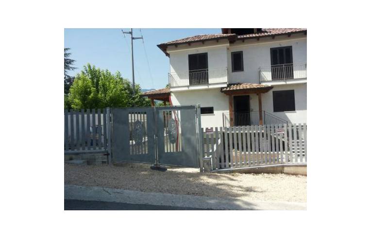 casa indipendente in vendita a Roccabascerana in zona Tufara