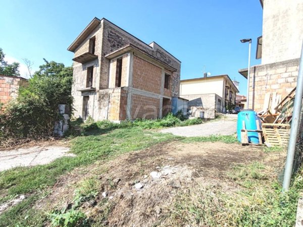 casa indipendente in vendita a Roccabascerana in zona Cassano Caudino