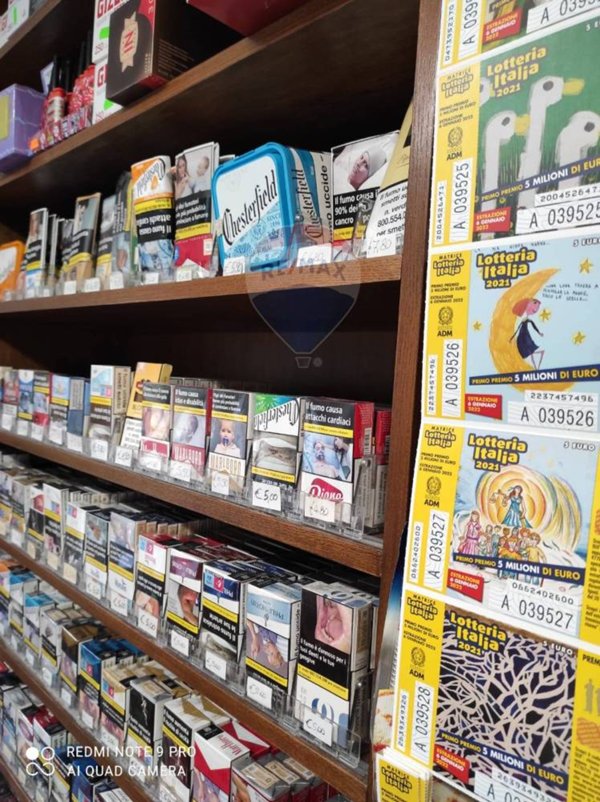 negozio in vendita a Roccabascerana