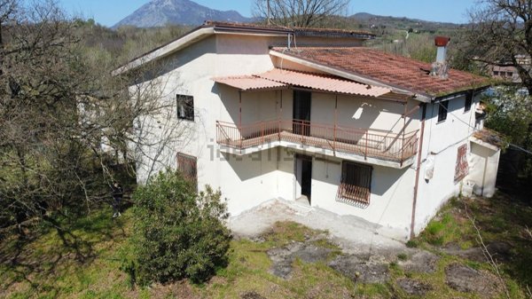 appartamento in vendita a Roccabascerana