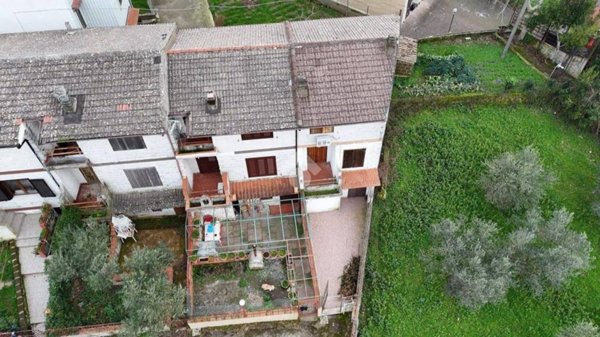 casa indipendente in vendita a Roccabascerana