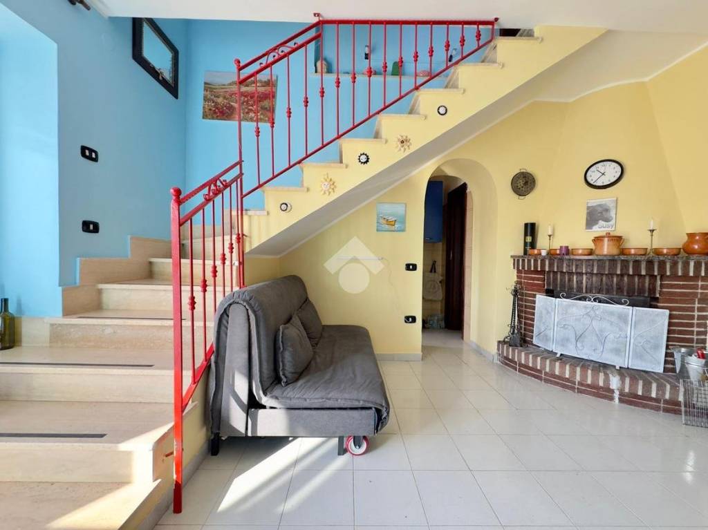 casa indipendente in vendita a Roccabascerana in zona Tuoro