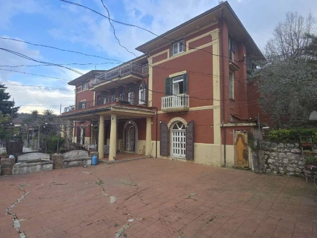 casa indipendente in vendita a Roccabascerana