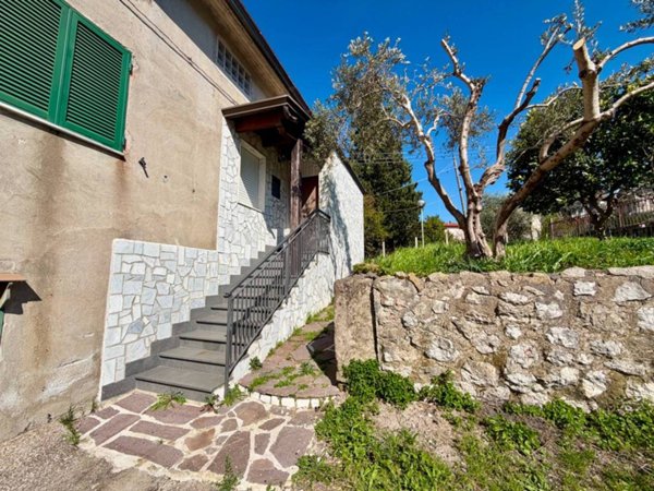 casa indipendente in vendita a Roccabascerana