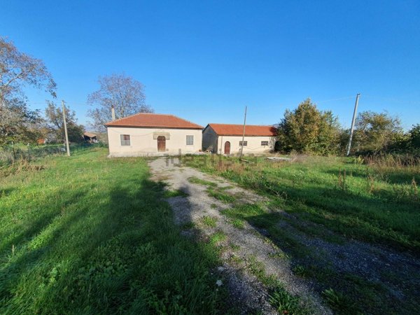 casa indipendente in vendita a Rocca San Felice