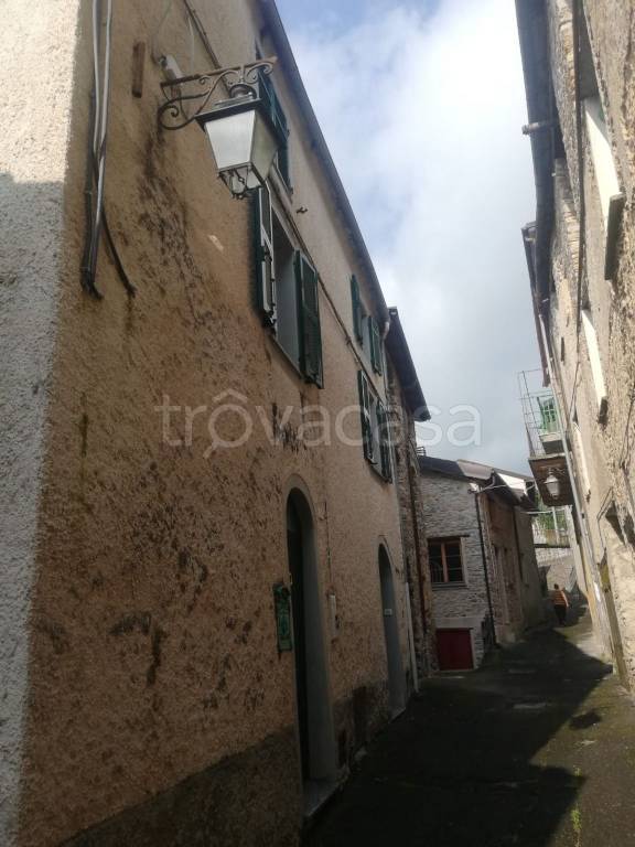 casa indipendente in vendita ad Alto