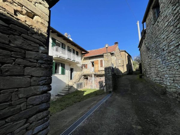 casa indipendente in vendita ad Alto