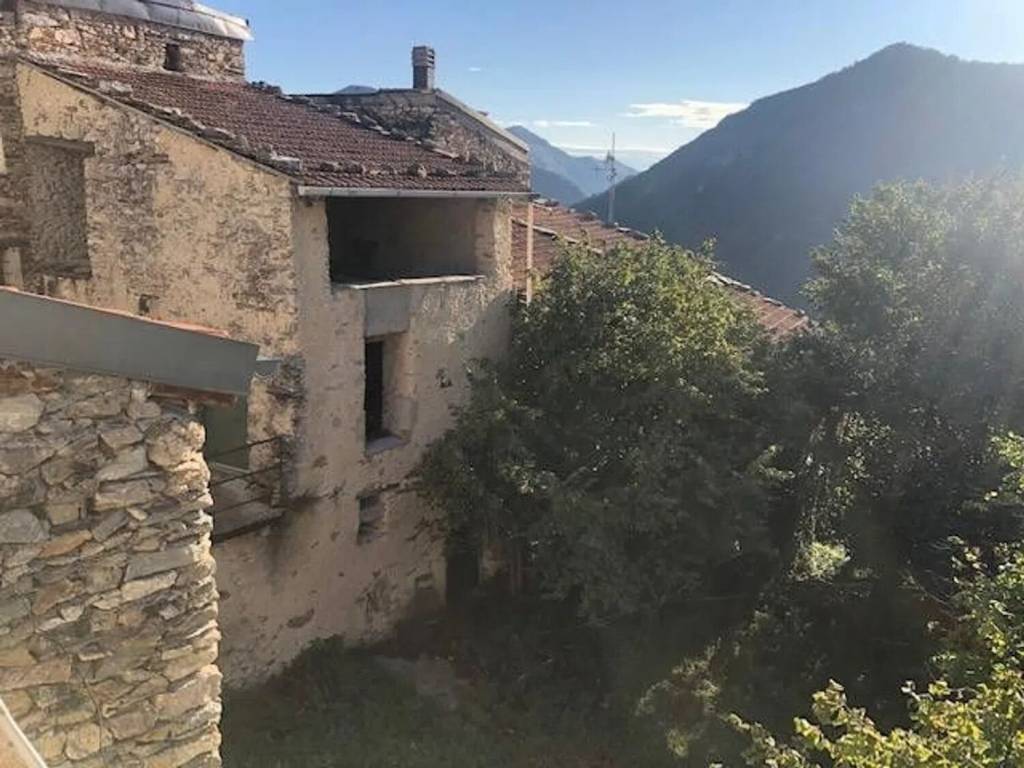 casa indipendente in vendita ad Alto