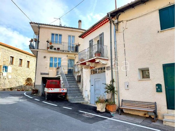 appartamento in vendita ad Alto