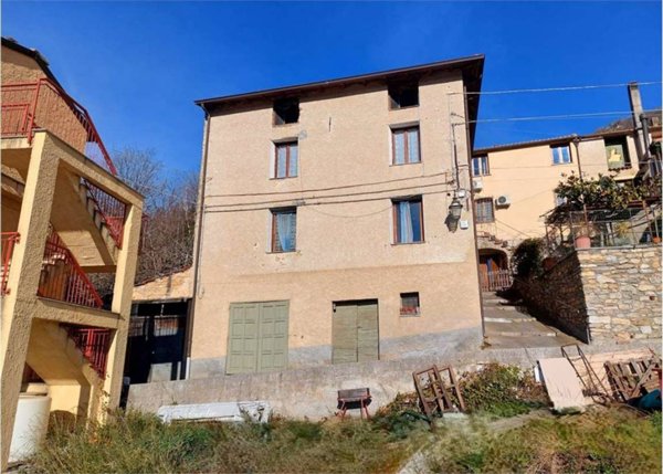 casa indipendente in vendita ad Alto