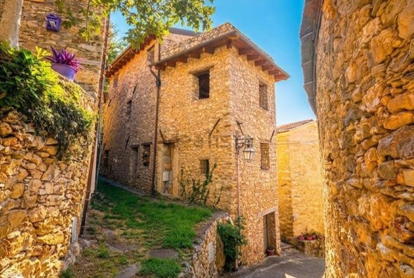 casale in vendita ad Alto