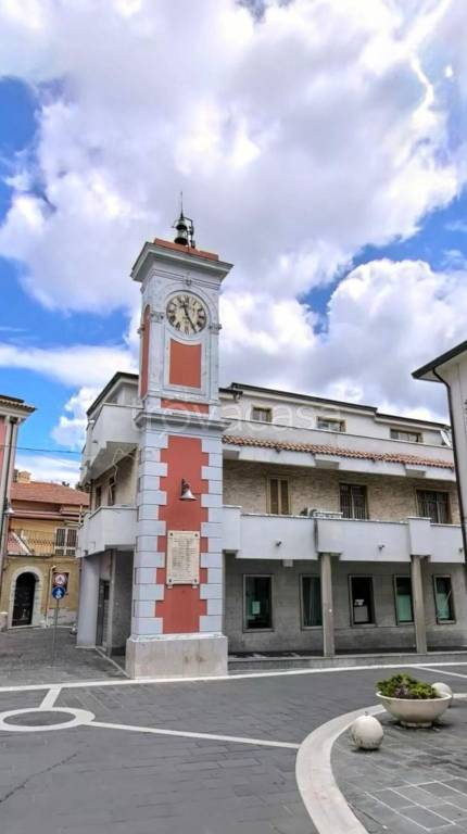 negozio in vendita a Rotondi