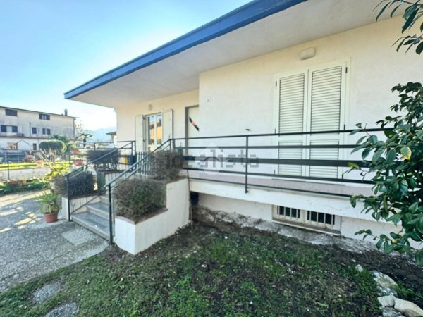 casa indipendente in vendita a Rotondi