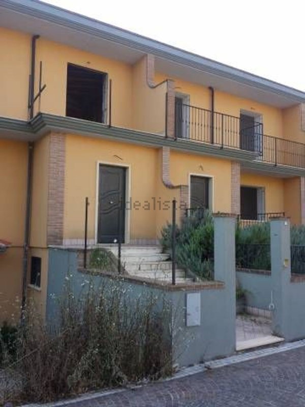 casa indipendente in vendita a Rotondi