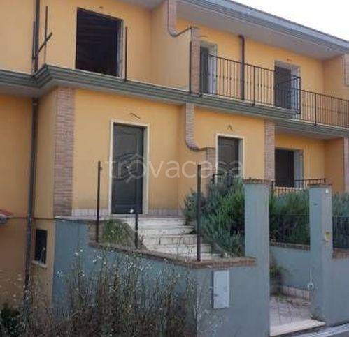 casa indipendente in vendita a Rotondi