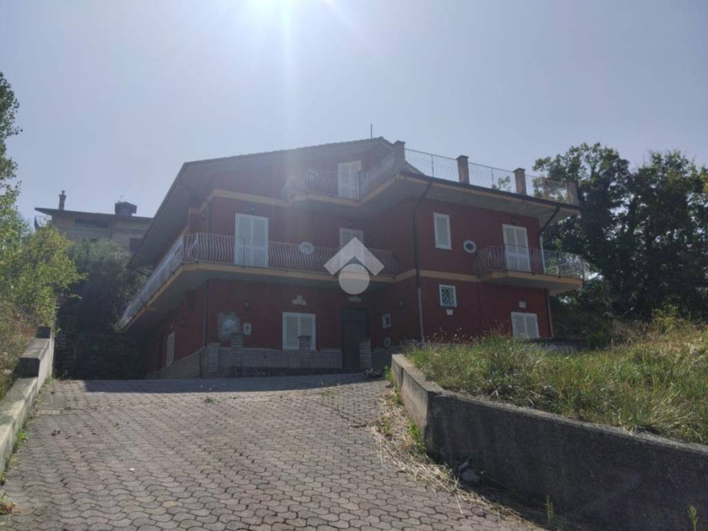 casa indipendente in vendita a San Mango sul Calore