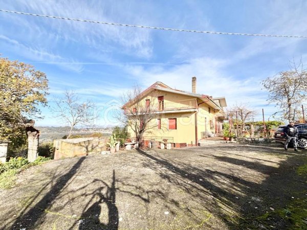 casa indipendente in vendita a San Mango sul Calore