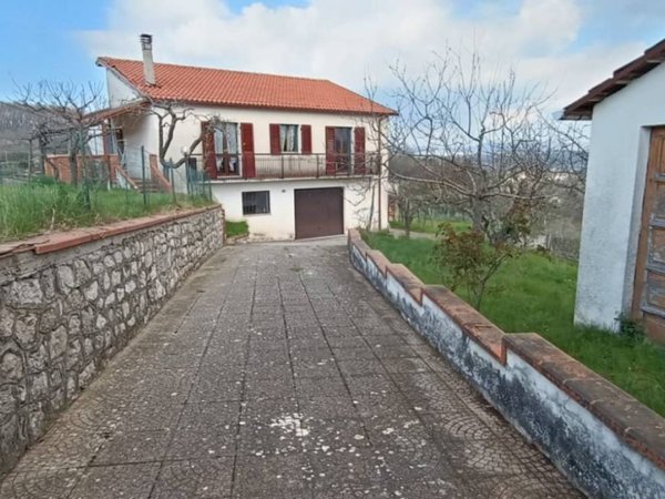 casa indipendente in vendita a San Mango sul Calore