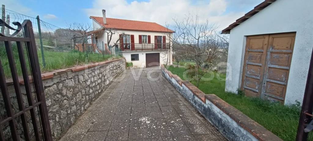 casa indipendente in vendita a San Mango sul Calore