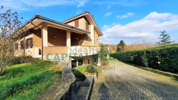 casa indipendente in vendita a San Mango sul Calore