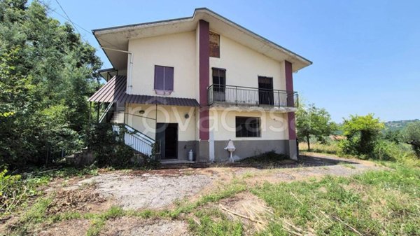 casa indipendente in vendita a San Mango sul Calore