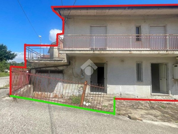 pentavano in vendita a San Martino Valle Caudina