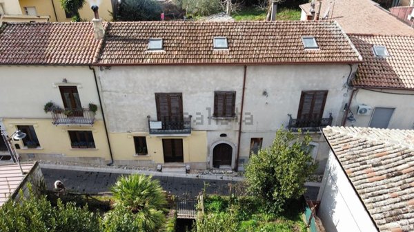 pentavano in vendita a San Martino Valle Caudina