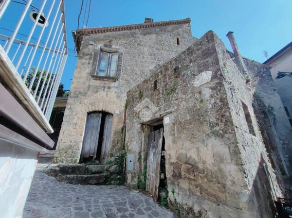 casa indipendente in vendita a San Martino Valle Caudina