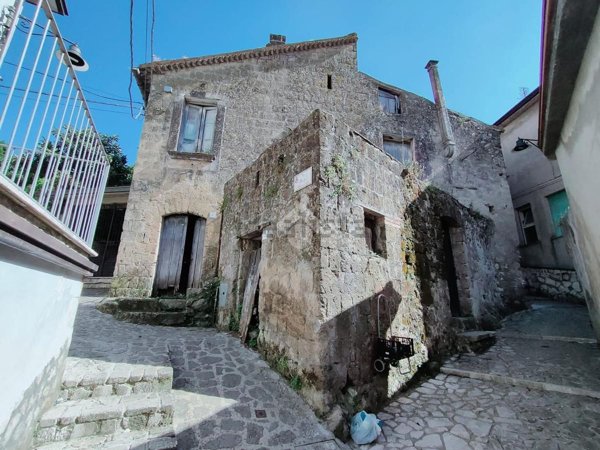 quadrivano in vendita a San Martino Valle Caudina