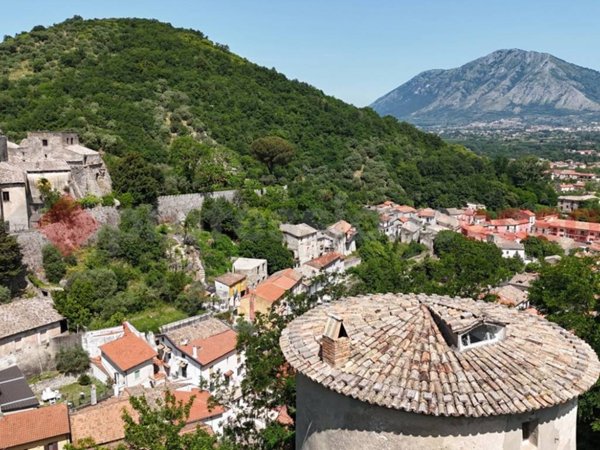 casa indipendente in vendita a San Martino Valle Caudina