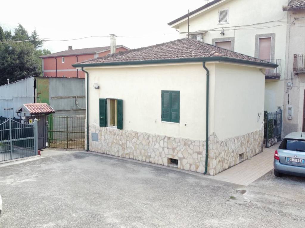 casa indipendente in vendita a San Martino Valle Caudina