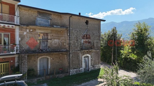 casa indipendente in vendita a San Martino Valle Caudina