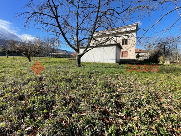 casa indipendente in vendita a San Martino Valle Caudina