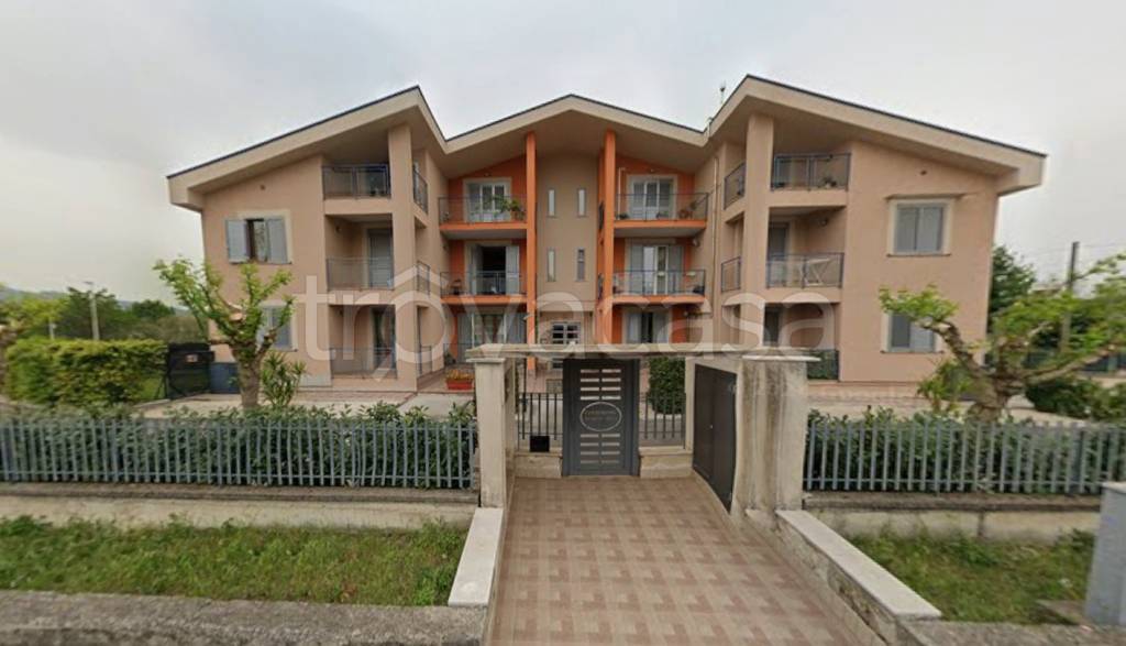 appartamento in vendita a San Martino Valle Caudina in zona Campanino