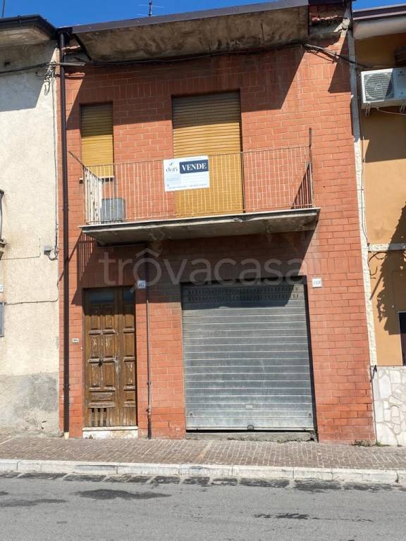 casa indipendente in vendita a San Martino Valle Caudina