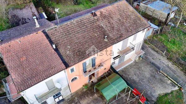 casa indipendente in vendita a San Martino Valle Caudina