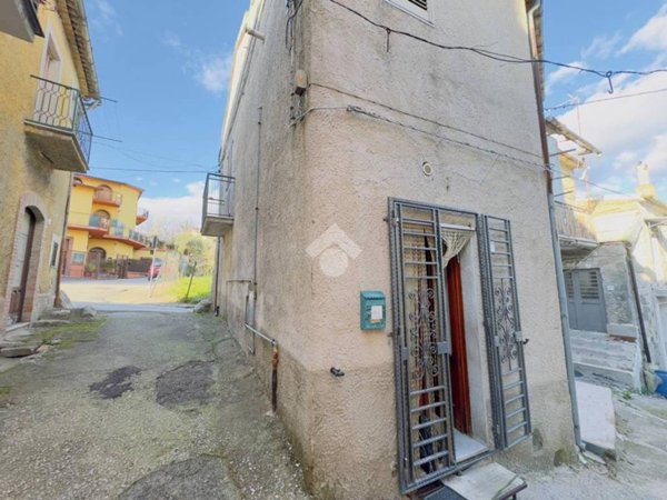 casa indipendente in vendita a San Martino Valle Caudina