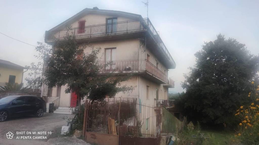 appartamento in vendita a San Martino Valle Caudina in zona Innocenzi