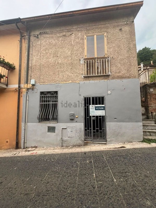appartamento in vendita a San Martino Valle Caudina in zona Tedeschi