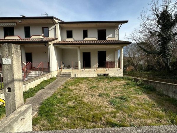 casa indipendente in vendita a San Michele di Serino