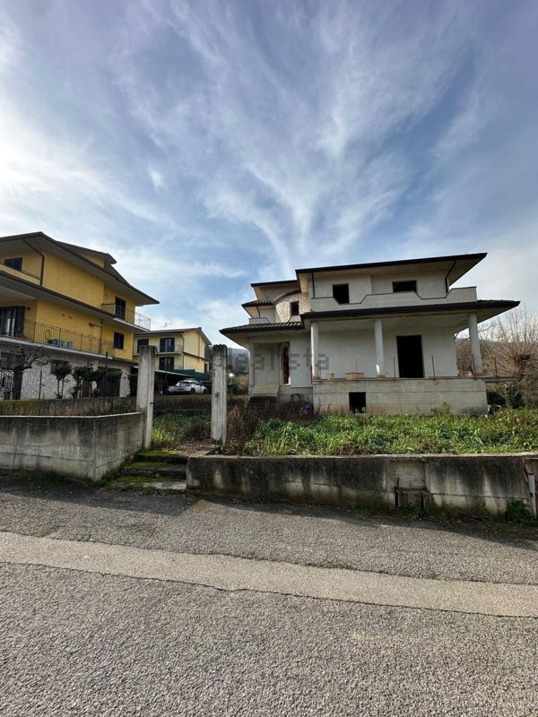 casa indipendente in vendita a San Michele di Serino
