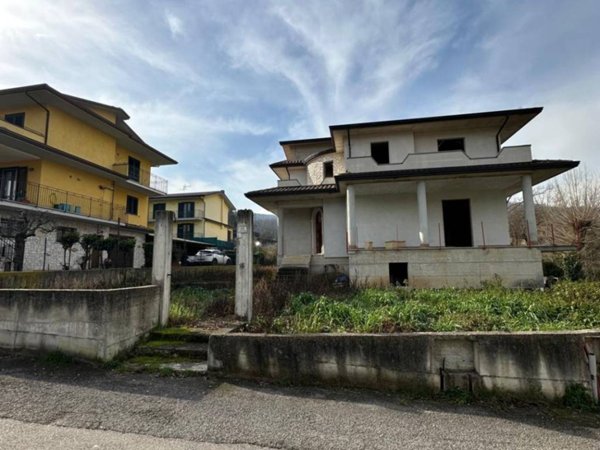 casa indipendente in vendita a San Michele di Serino