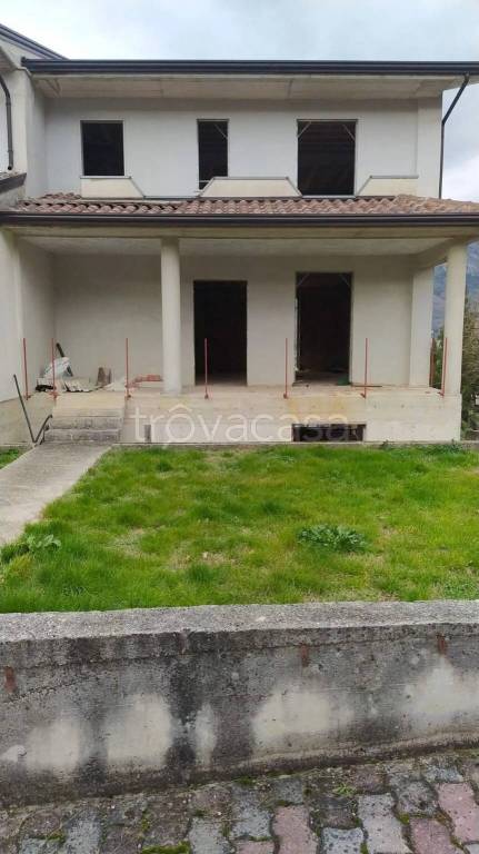 casa indipendente in vendita a San Michele di Serino