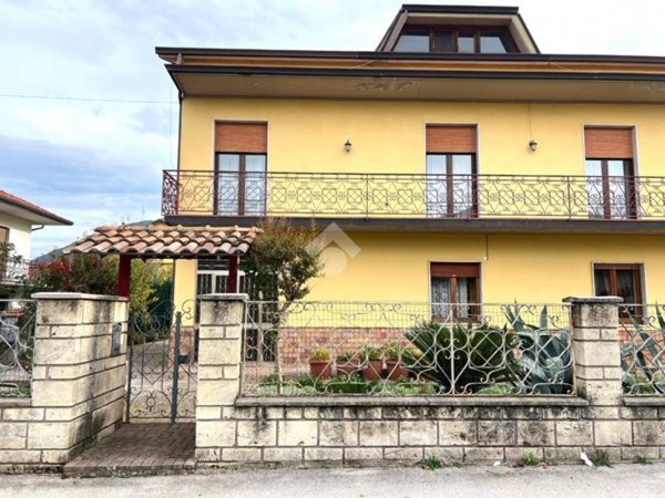casa indipendente in vendita a San Michele di Serino