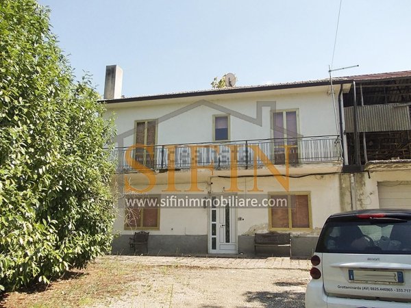 casa indipendente in vendita a San Nicola Baronia